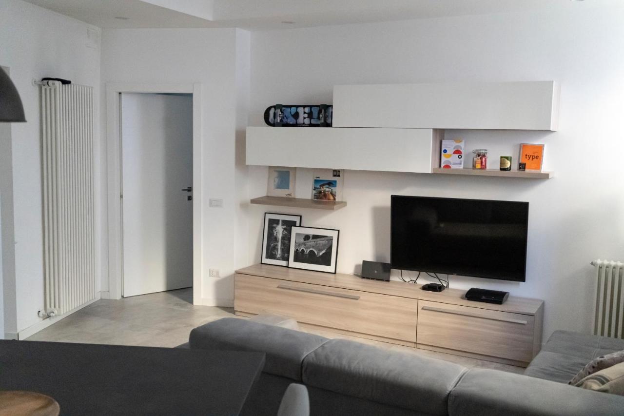 Little World Affori District 4 Pax Wifi * Milano
